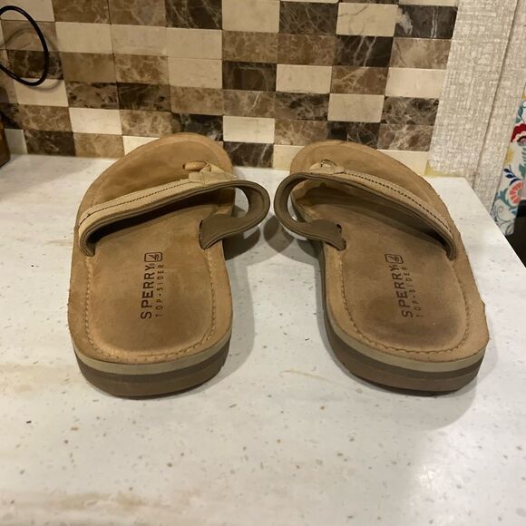 Sperry Flip Flops - Picture 4 of 4